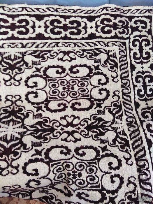 Нов вълнен жакардов килим