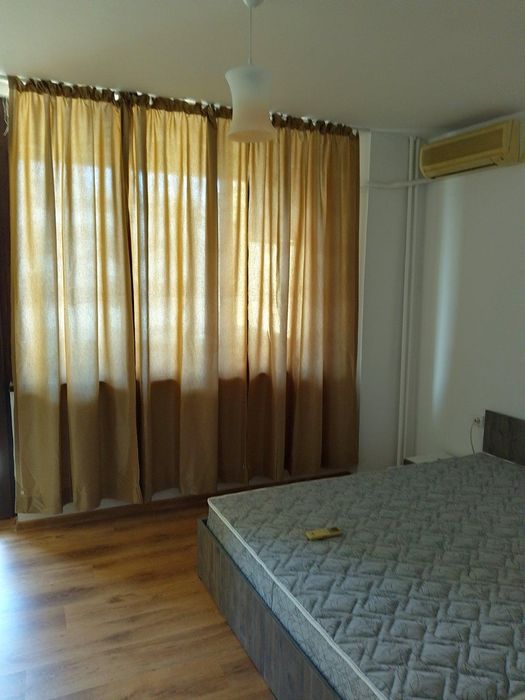 Дава се под наем Тристаен апартамент в Пловдив, Център - 100 кв.м за 400 € - Снимка #3