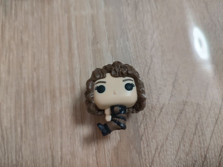 Човечета stranger things: Nensy, Steve, Max, eleven , robin  и други