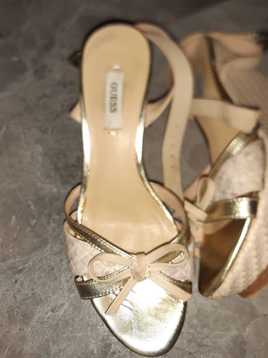 Обувки Guess и Gant