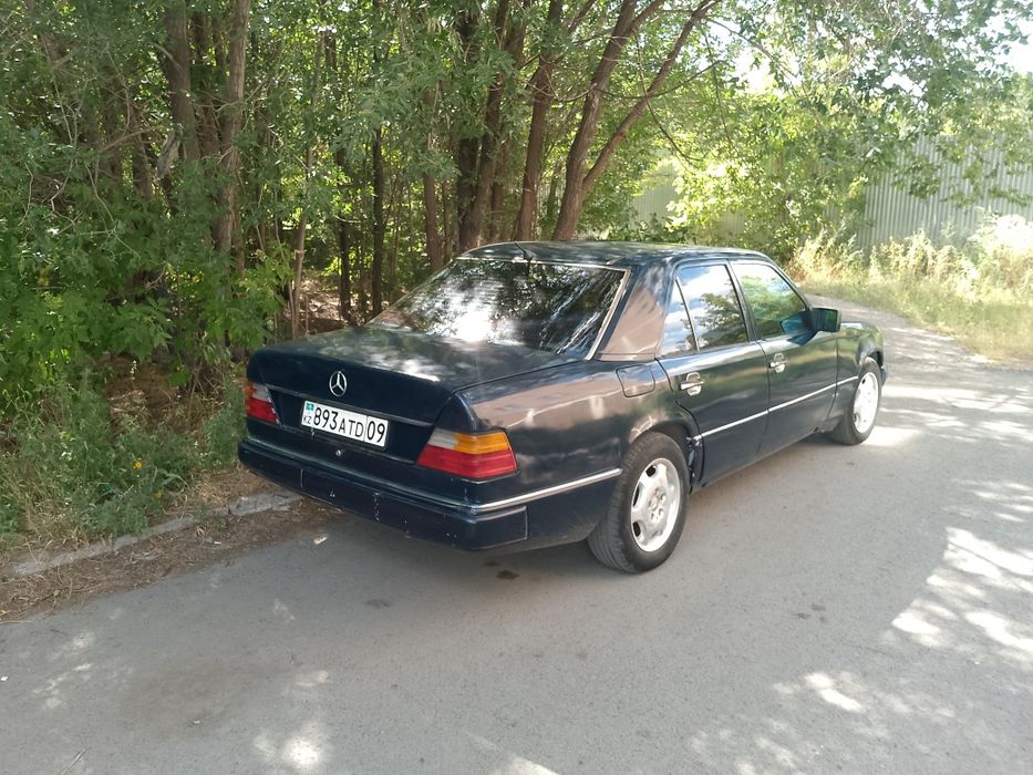 Продам Мерседес 124