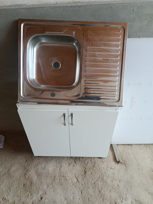 Moyka 80 sm oshxonaga.