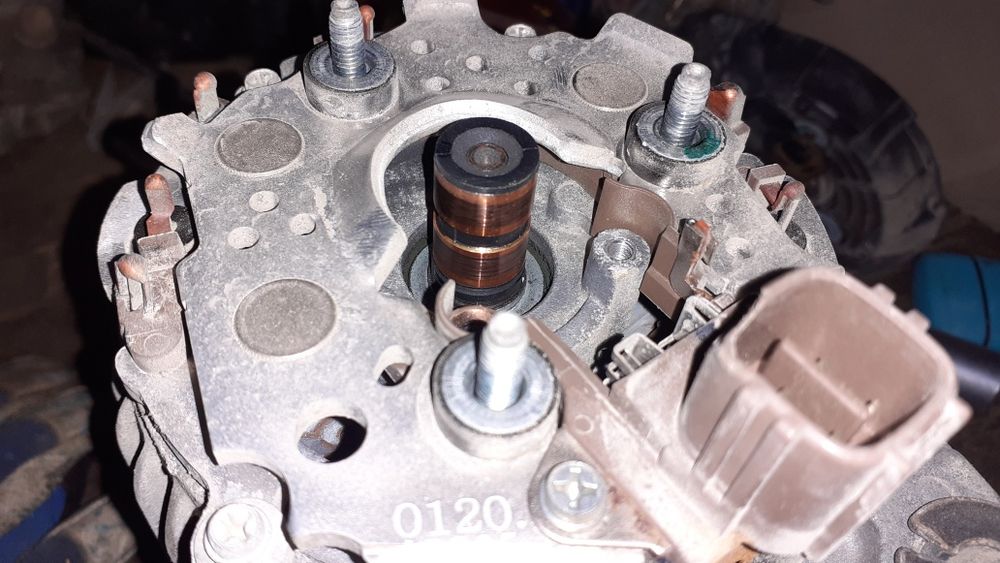 Генератор и стартер для Toyota HILUX