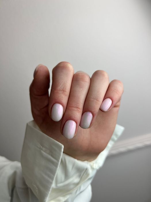 Manichiura cu gel/oja semi