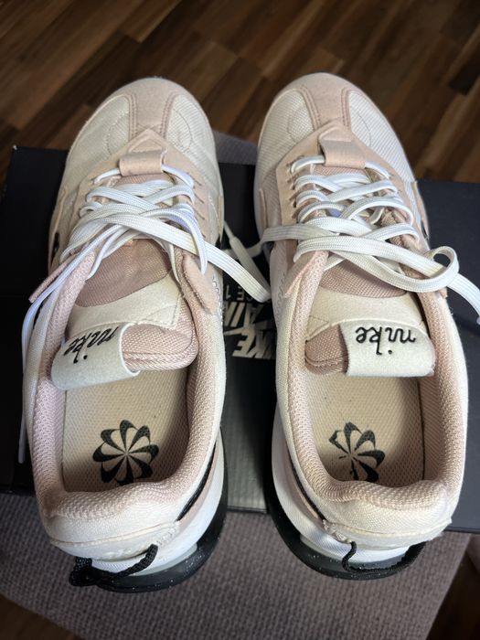 Nike Air Max Pre-Day