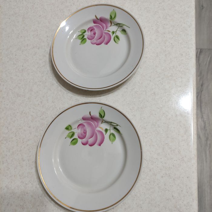 Тарелки продаю разные