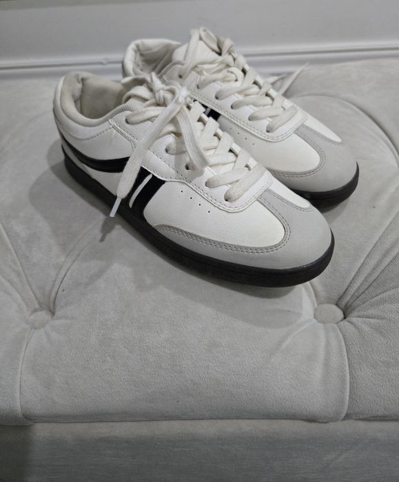 Кроссовки Pull and Bear