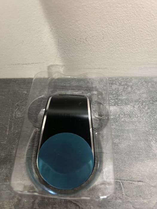 Магнитна поставка за телефон