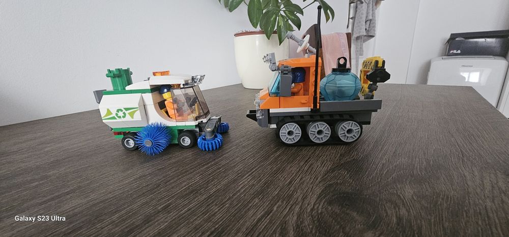 Vând lego complete ,cu carti