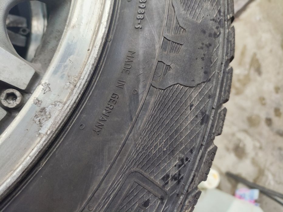 Комплект зимни гуми 195 65 15