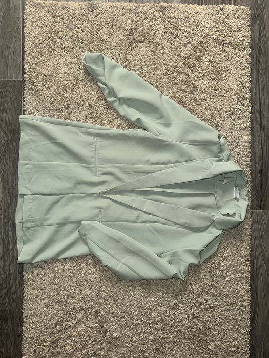 Sacou marimea M, nou.