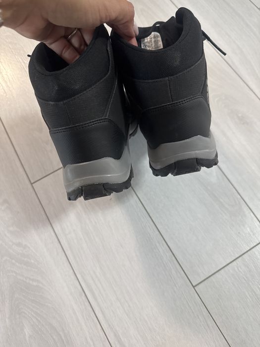 обувки Adidas Terrex