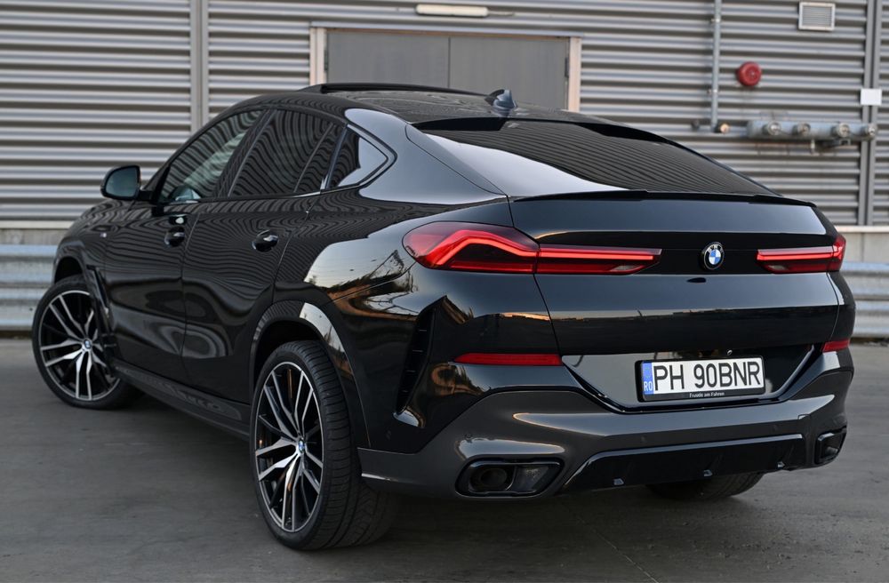 BMW X6 M pachet km reali Individual fara daune!!!