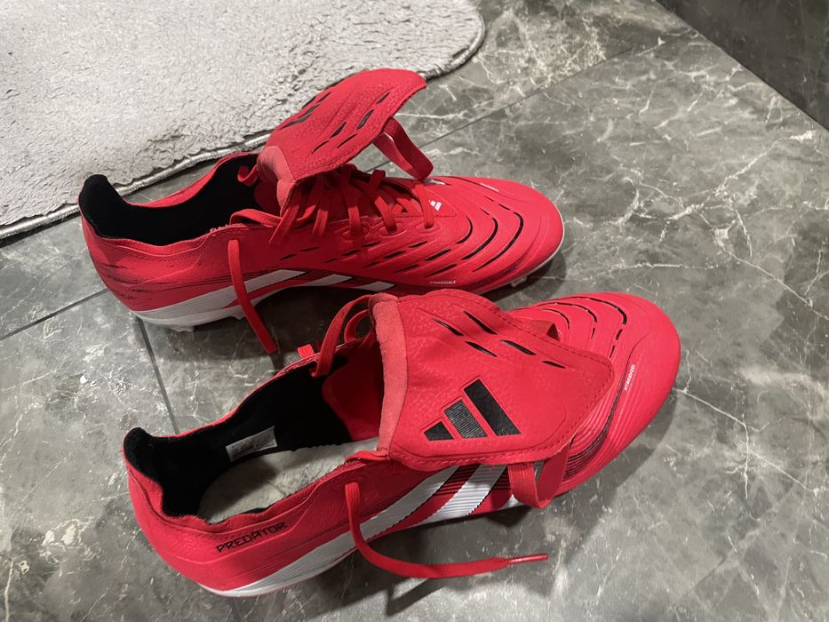 Бутсы футбольные