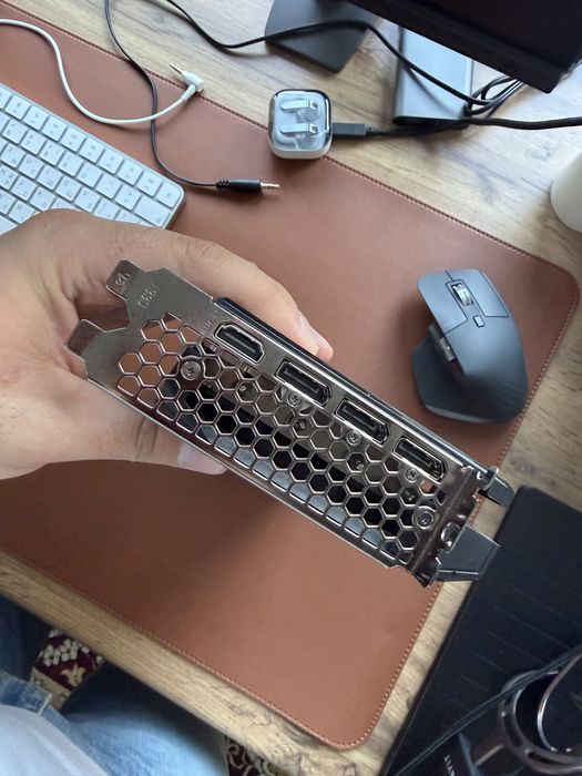 Видеокарта Nvidia RTX4070 Palit