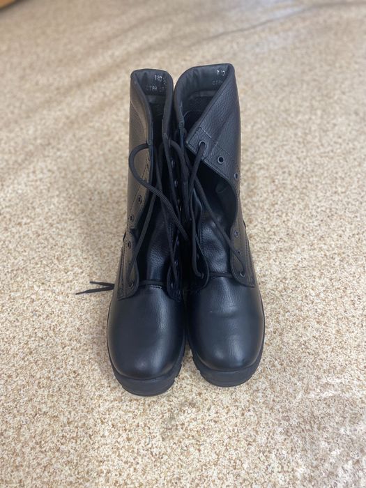 Продам новые берцы