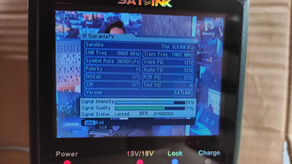 Antena pentru satelit automata