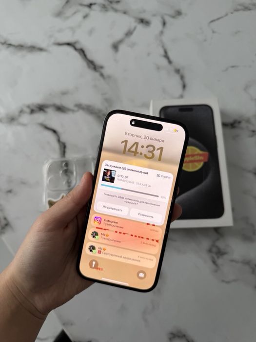 Продам айфон 14 про