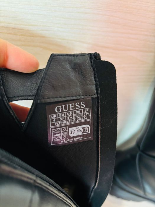Кожени ботуши GUESS