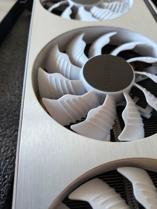 Видеокарта GIGABYTE GeForce RTX 3080 10GB