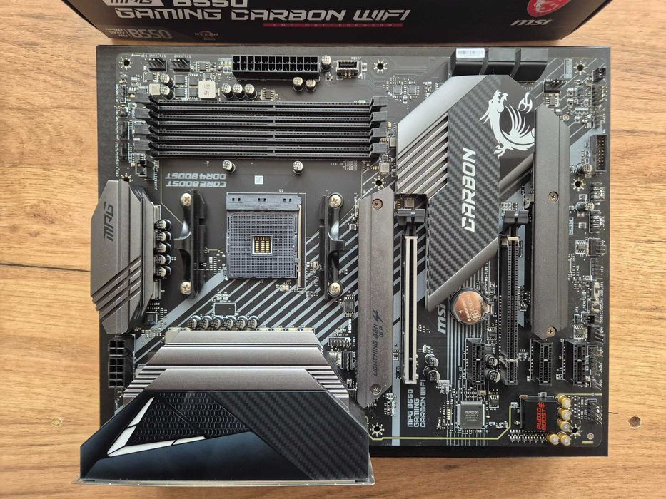 MSI MPG B550 Gaming Carbon WIFI AMD AM4 Motherboard Дъно за Ryzen процесори