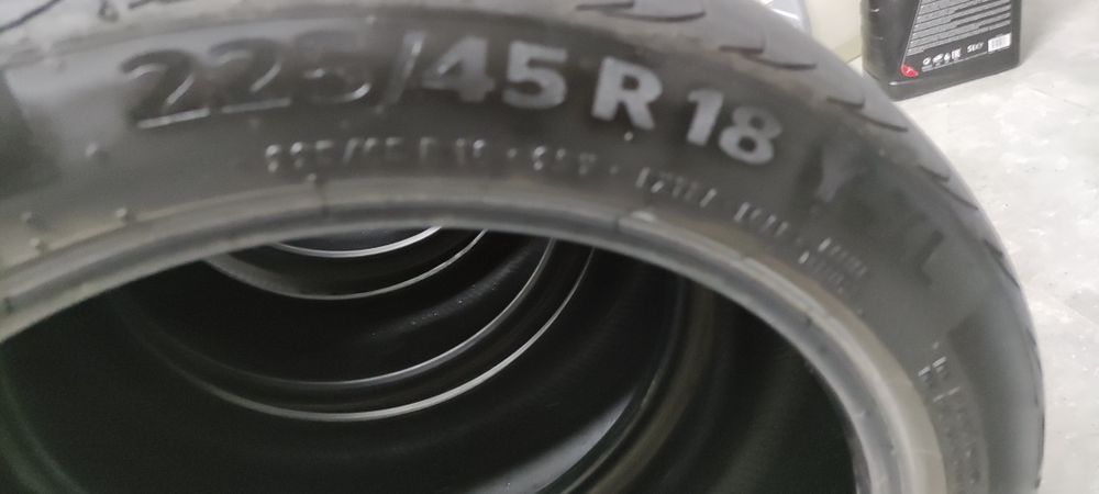 Продавам летни гуми премиум континентал контакт 6 225/45/18.дот 2022 г със граифер 0.5/0.6мм.