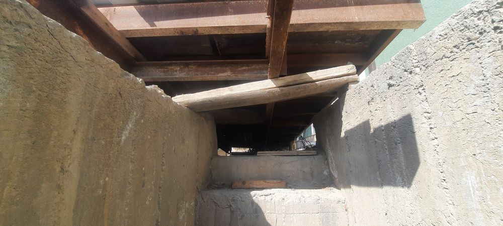 Profil rama ugolnik  sotiladi