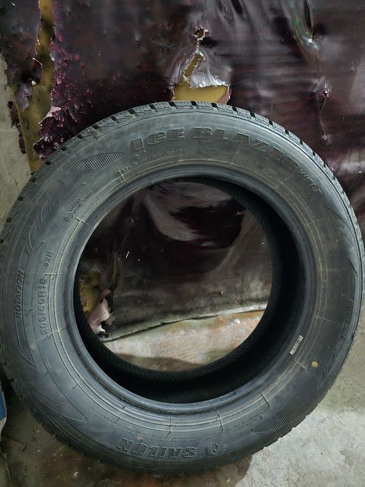 Продам классную резину