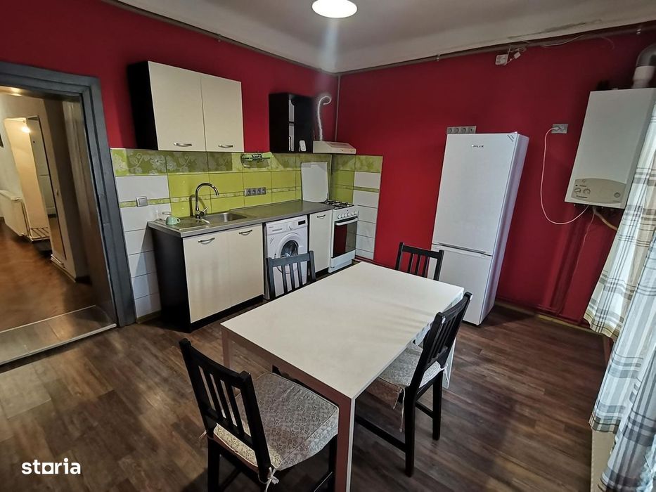 INCHIRIEZ apartament 2 camere la casa,renovat,zona Orasul de Jos