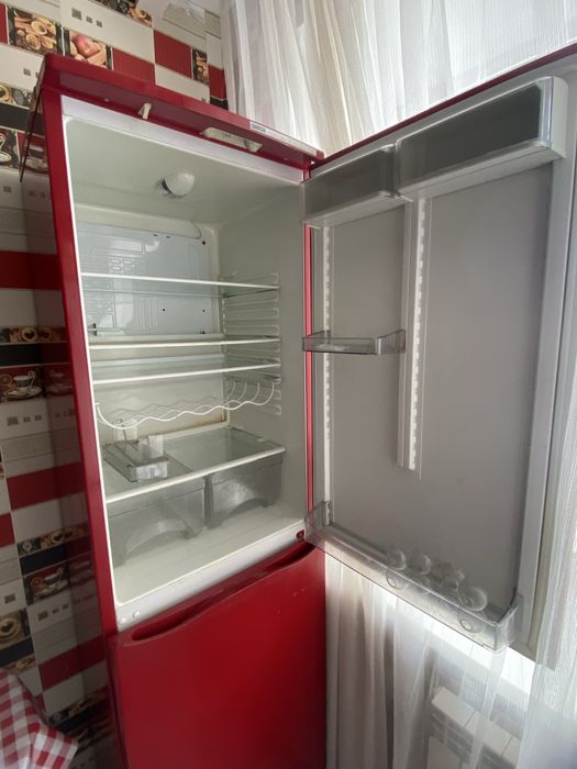 Холодильник Атлант нерабочий