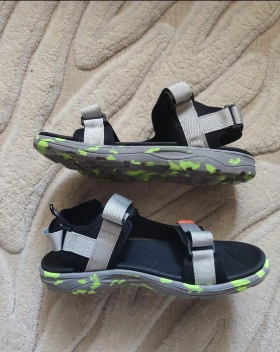 Новые Мужские сандалии не кроссовки летние сандали