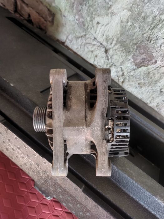 Генератор форсунки 1.4 пежо