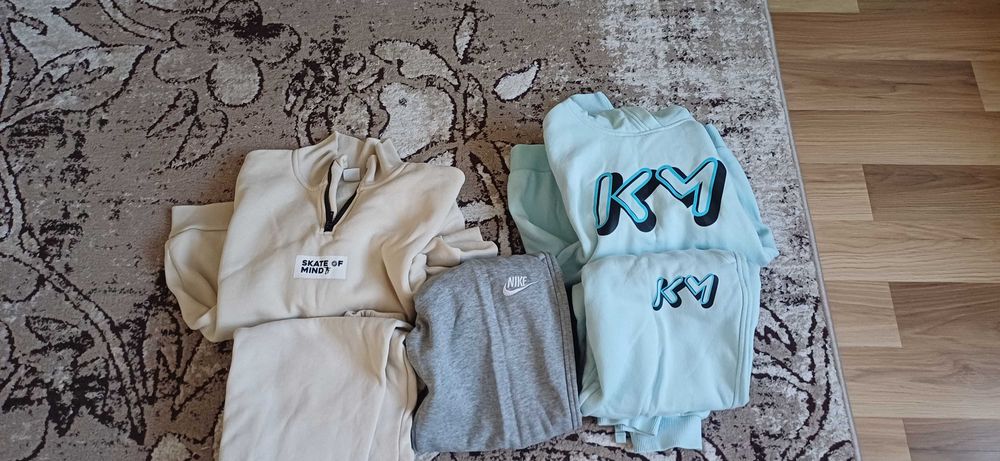 Сет от два екипа и долница Найк