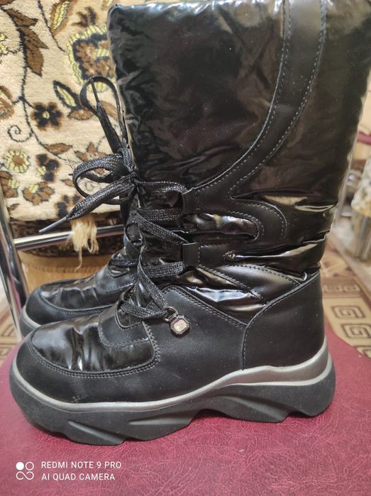 Продам обувь для девочки