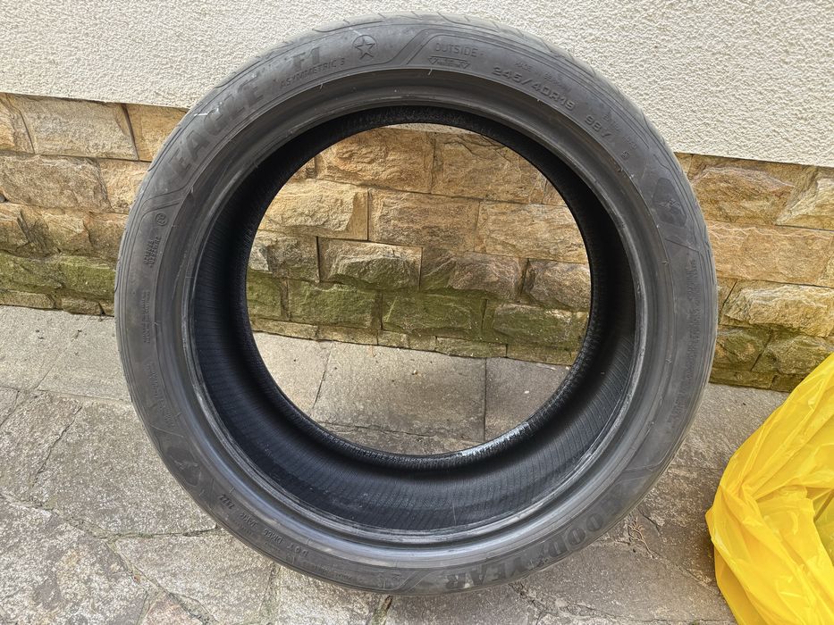 Гуми Goodyear Eagle F1 245/40 19 275/35 19