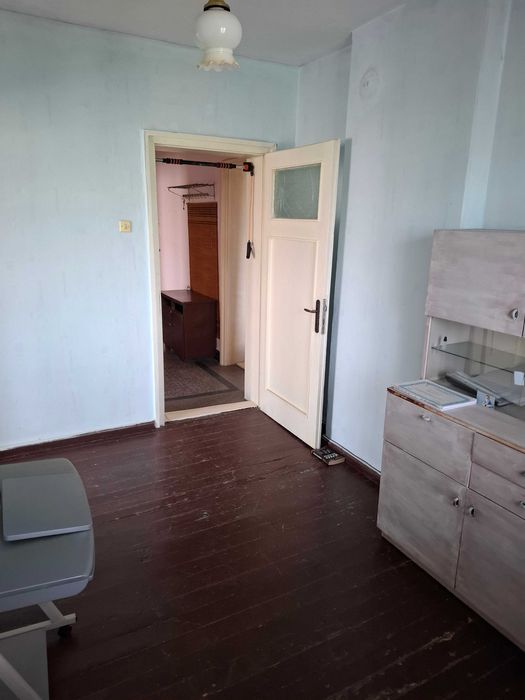 Продава се Тристаен апартамент в Ямбол, Военна база - 94 кв.м за 429 €/кв.м - Снимка #17