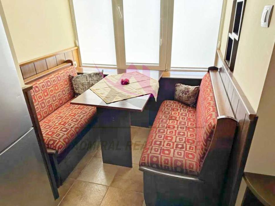 Дава се под наем Двустаен апартамент в Варна, Конфуто - 65 кв.м за 486 € - Снимка #1