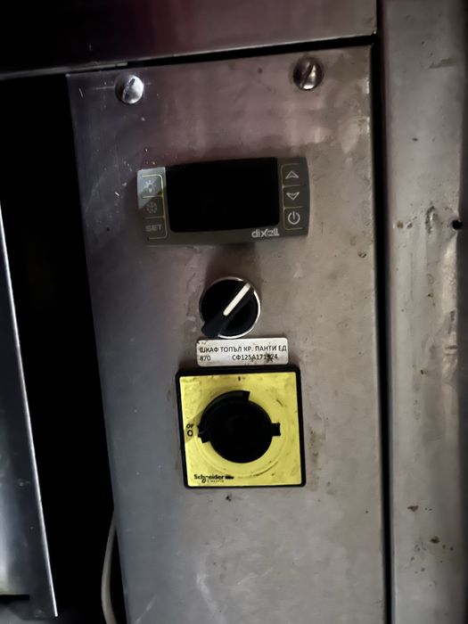 Топъл шкаф  професионален