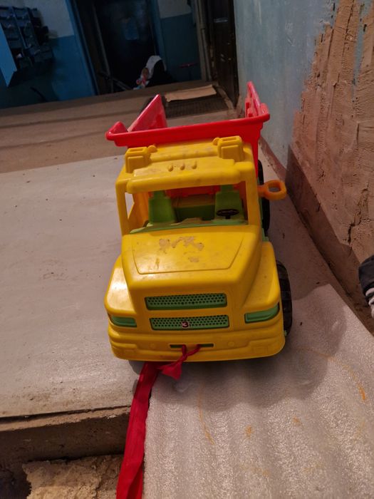 Машинка детская самовал