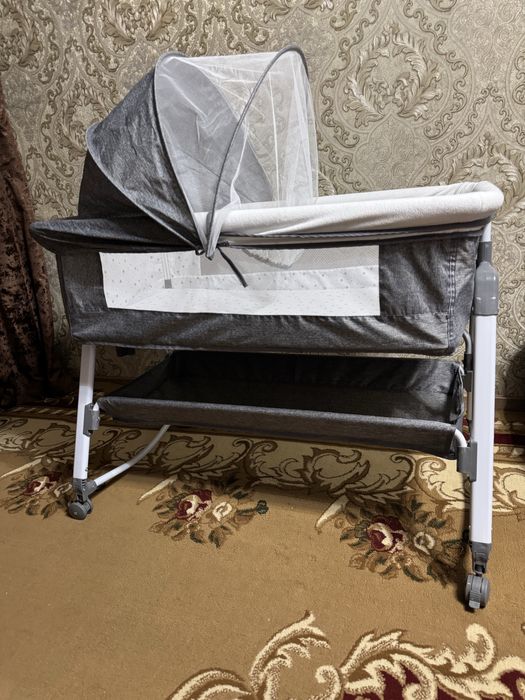 Продам  детскую  коечку