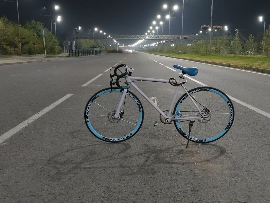 Велик Сингл сини, белый