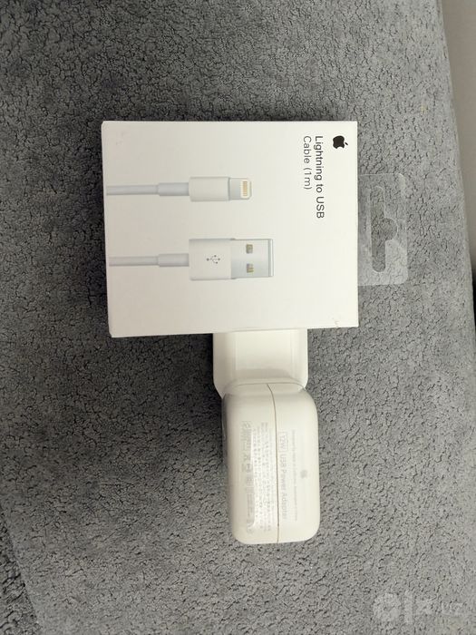 Зарядка apple оригинал с кабелем в упаковке запечатан яндекс BTS bor