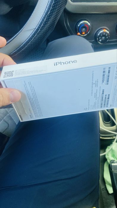 Iphone 15 черный