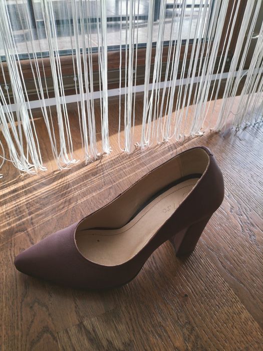 Pantofi piele mărimea 38