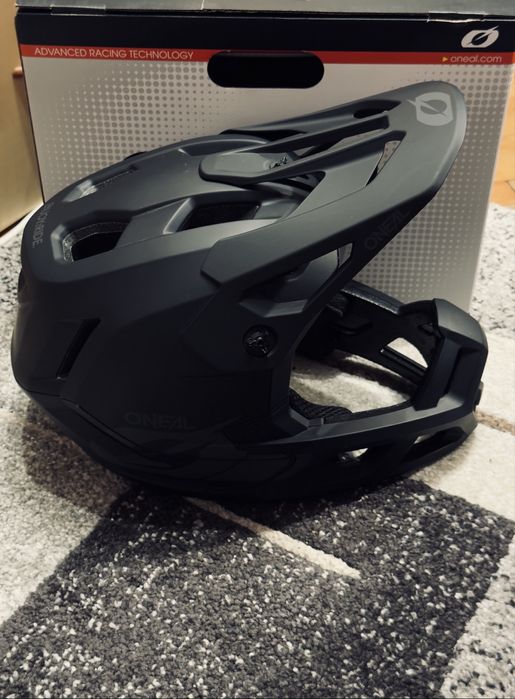 Casca O'neal, L, nou