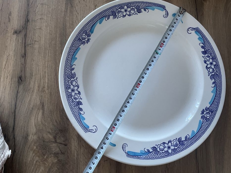 Продам блюдо 2 шт