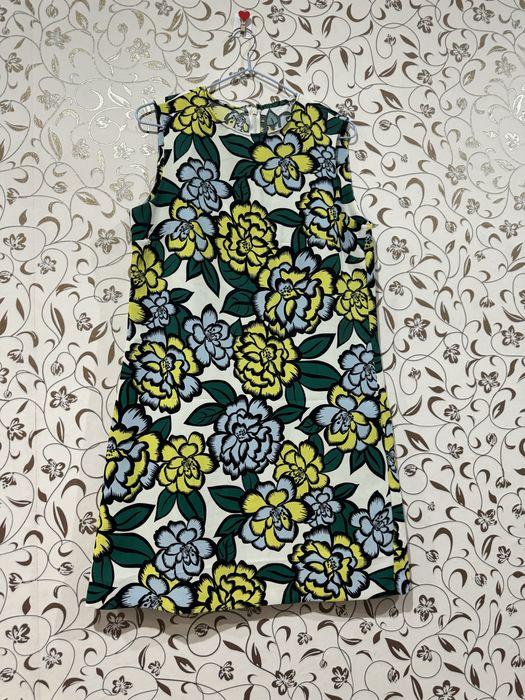 Продам платье 42-44 размер