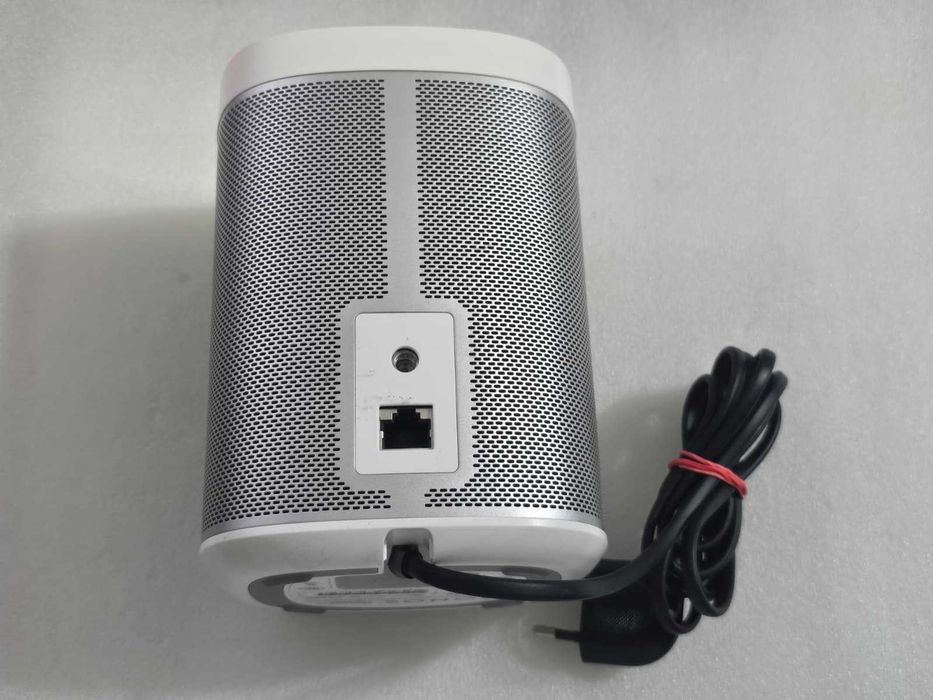 Boxa Wireless Sonos Play 1 Alba - Wi-Fi, Ethernet, Amplificator Clasa D