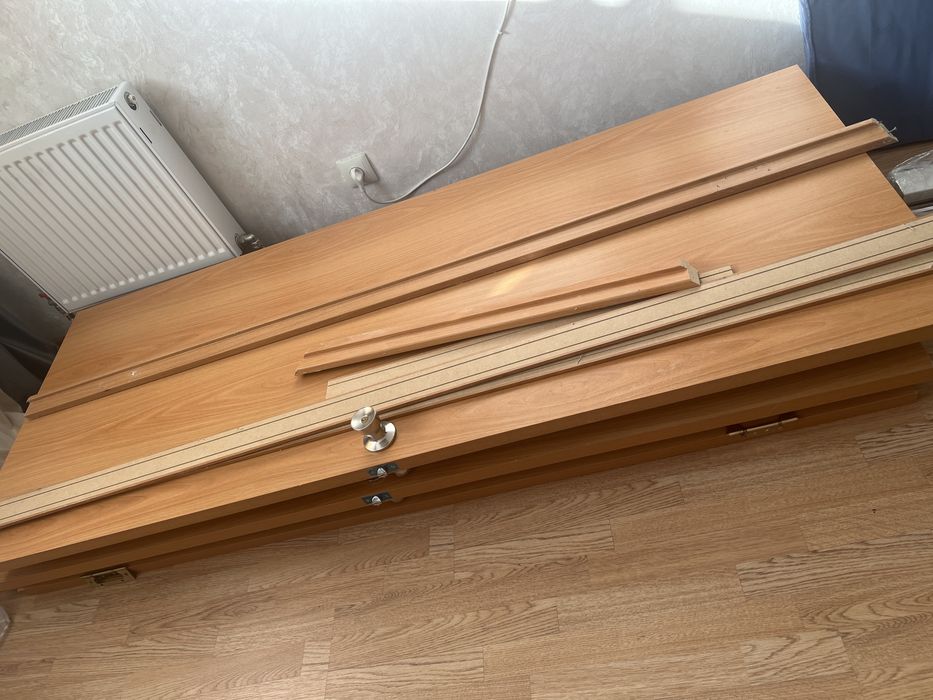 Двери 4 штуки все в комплекте