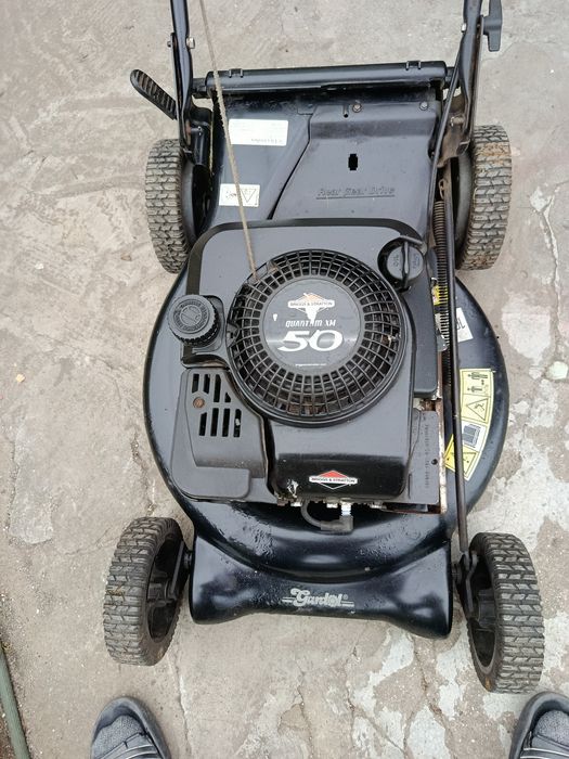 Самоходна косачка 5 к.с. марка Брикс.